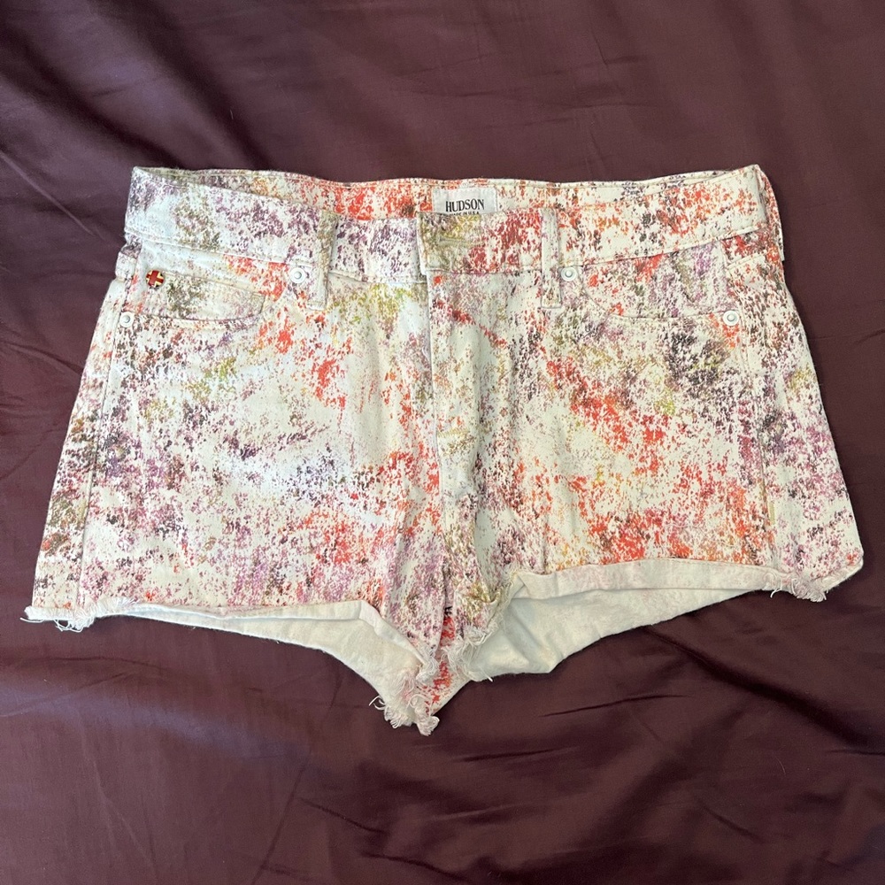 Hudson low rise, size 29 shorts.